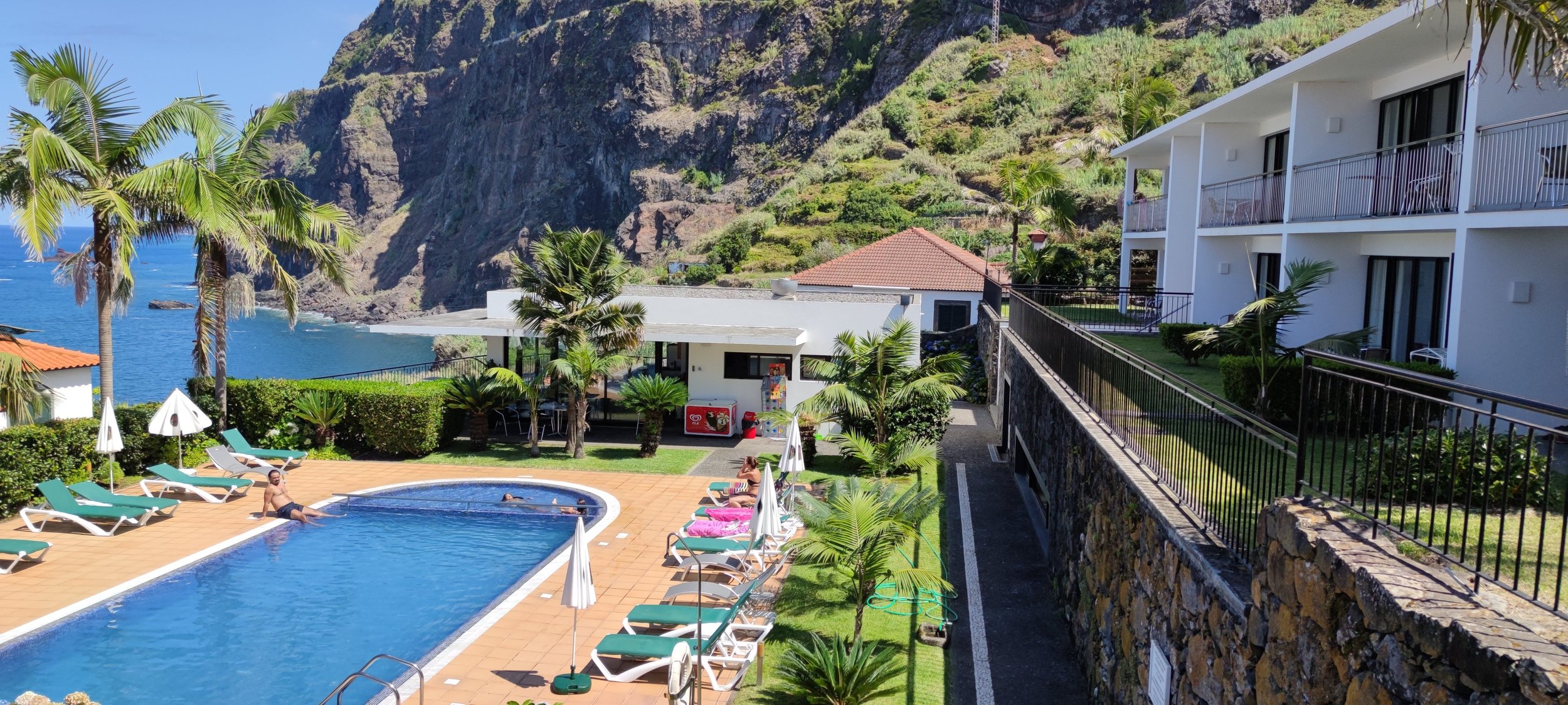 Ponta do Sol Residências — Madeira